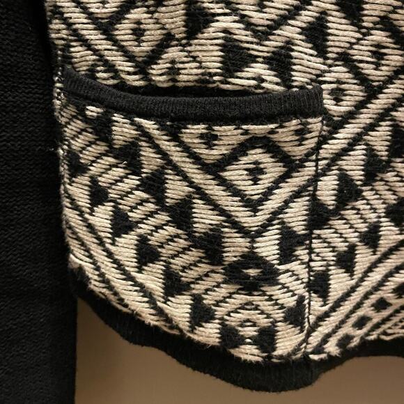 Lucky Brand Womens Large Aztec Pattern Sweater | Black & White Zip Knit Cardigan - Picture 6 of 9